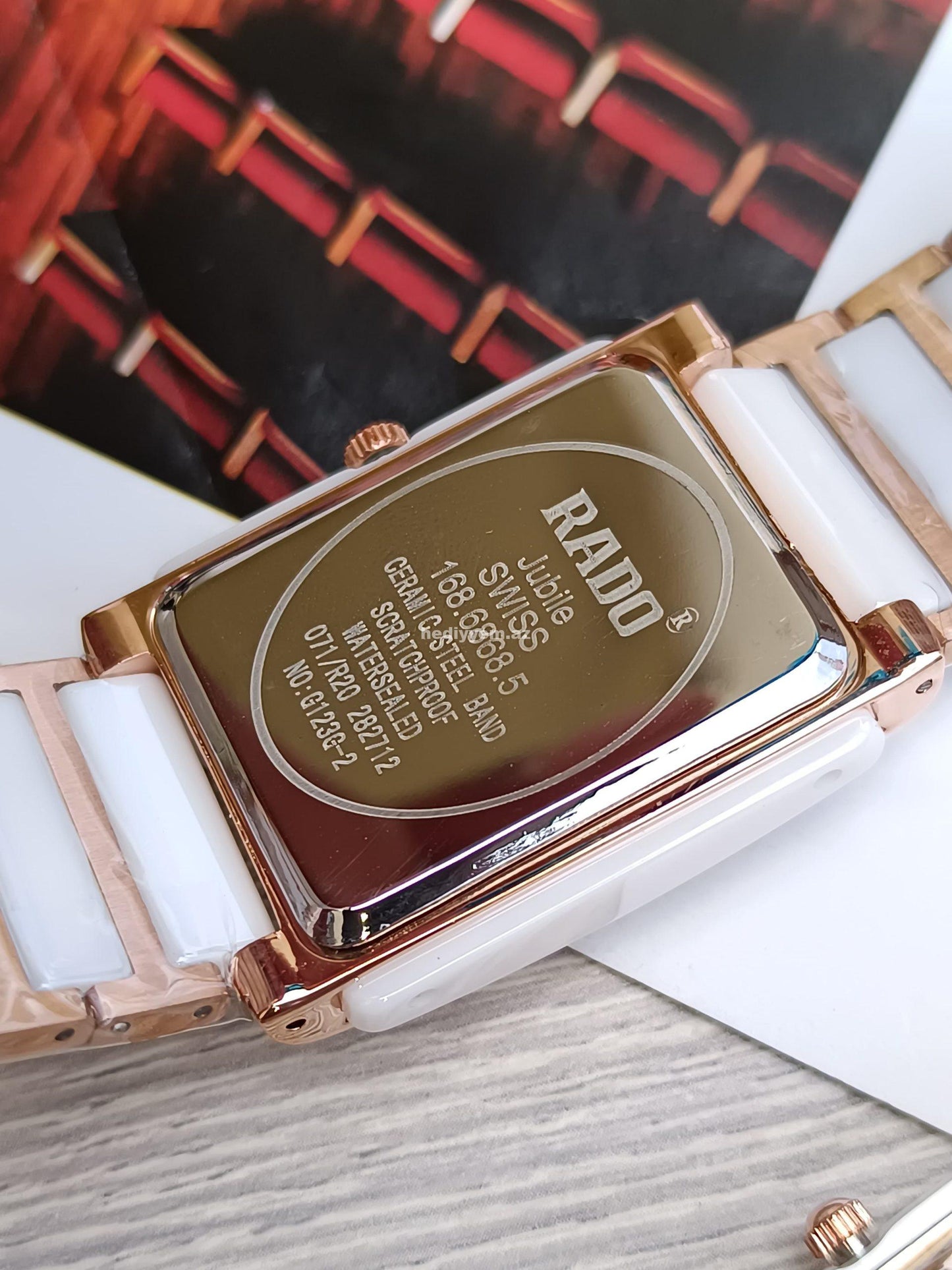 Rado Cütlük saatı